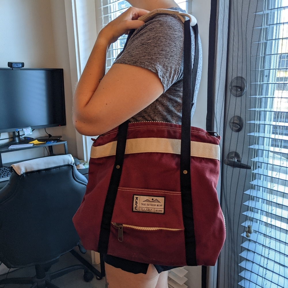 Kavu Convertible Shoulder Bag/Backpack